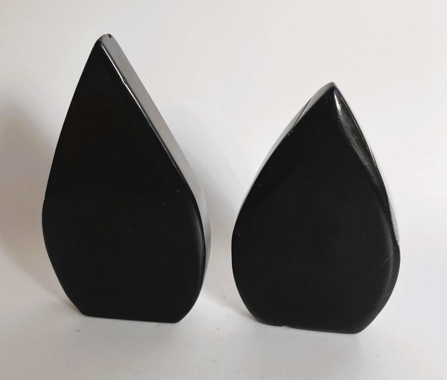 Set sculpturi din Agat Negru, pietre semipretioase, forme elegante negre