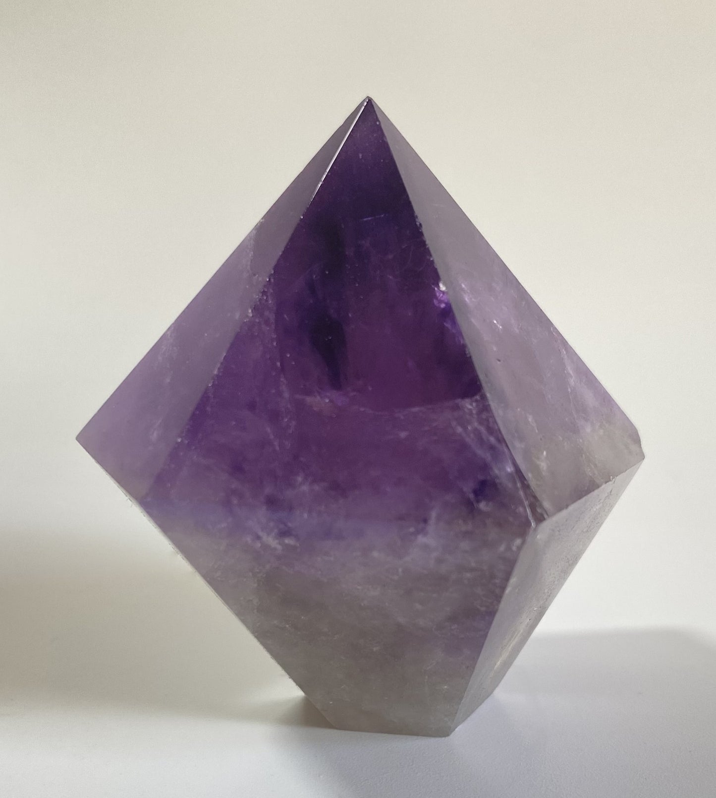 Ametist - Obelisc piatra semipretioasa