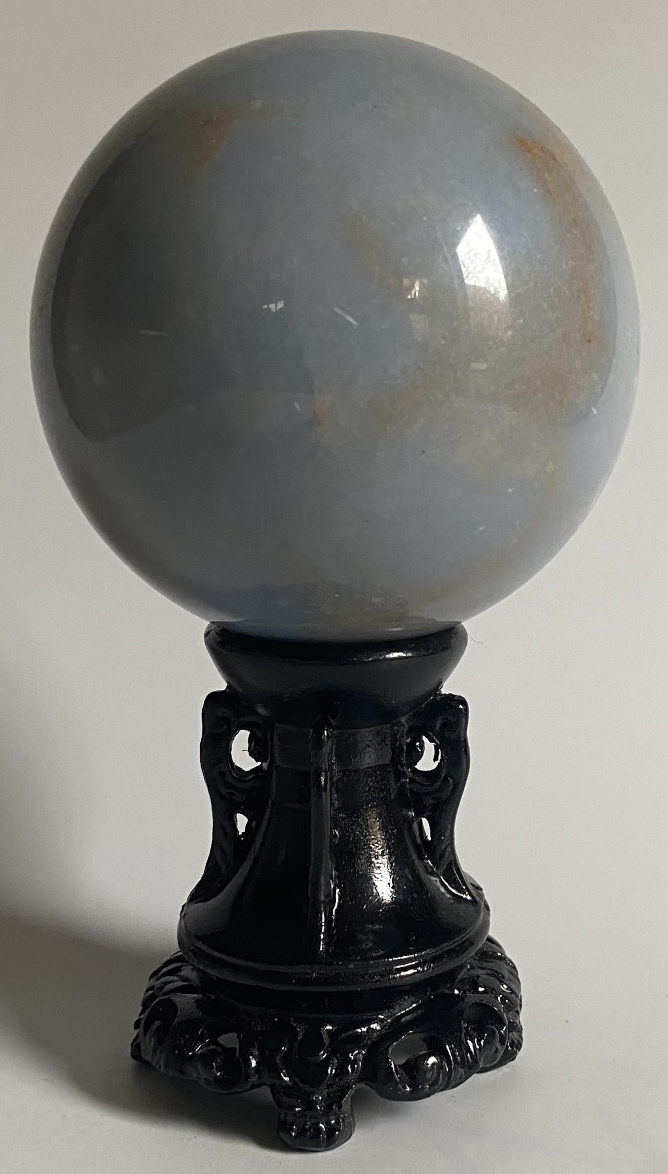 Sfera Angelit 7cm piatra semipretioasa naturala pe suport negru decorativ