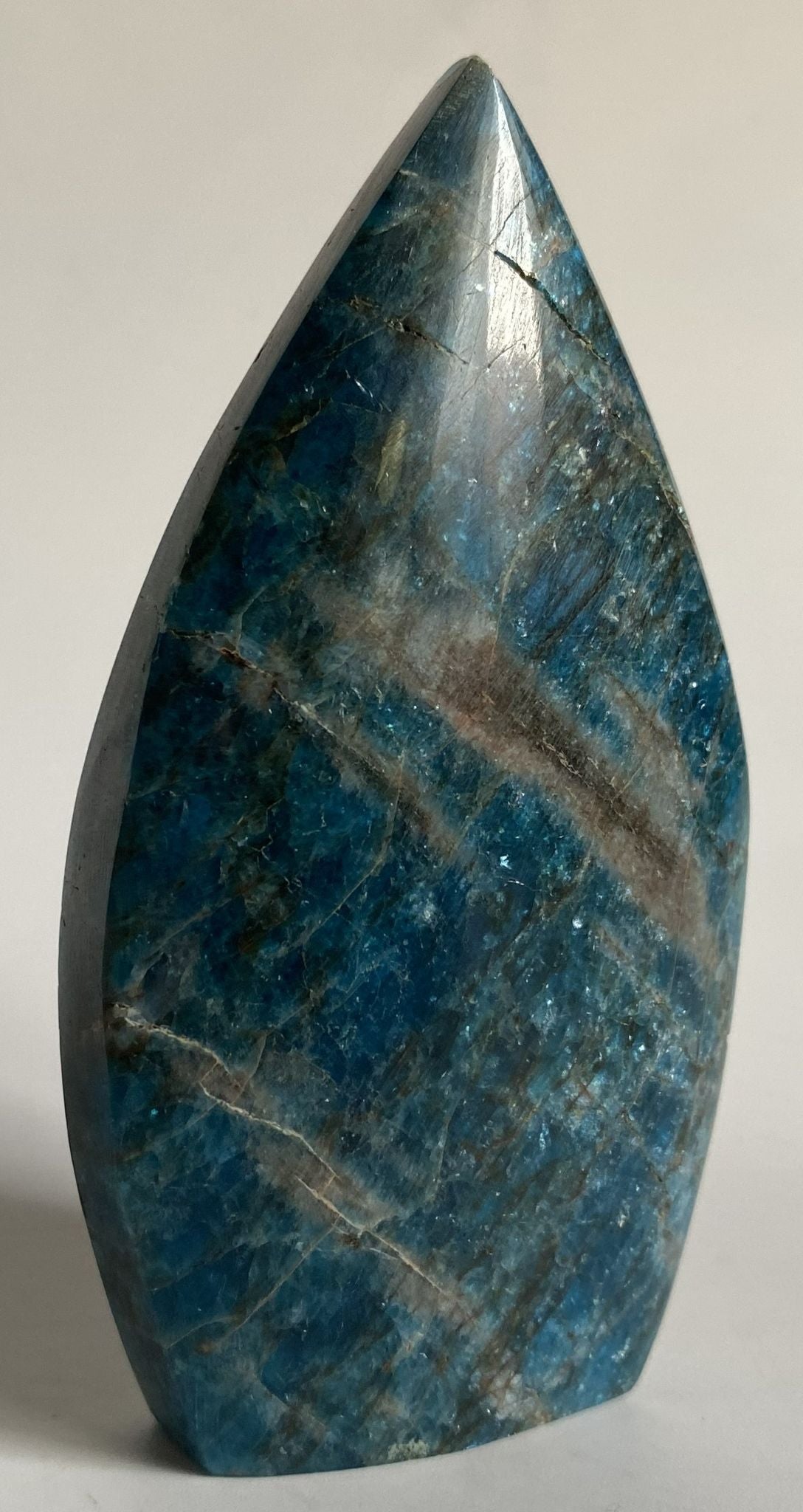 Apatit - Sculptura 9.4cm - Pietre Semipretioase Naturale