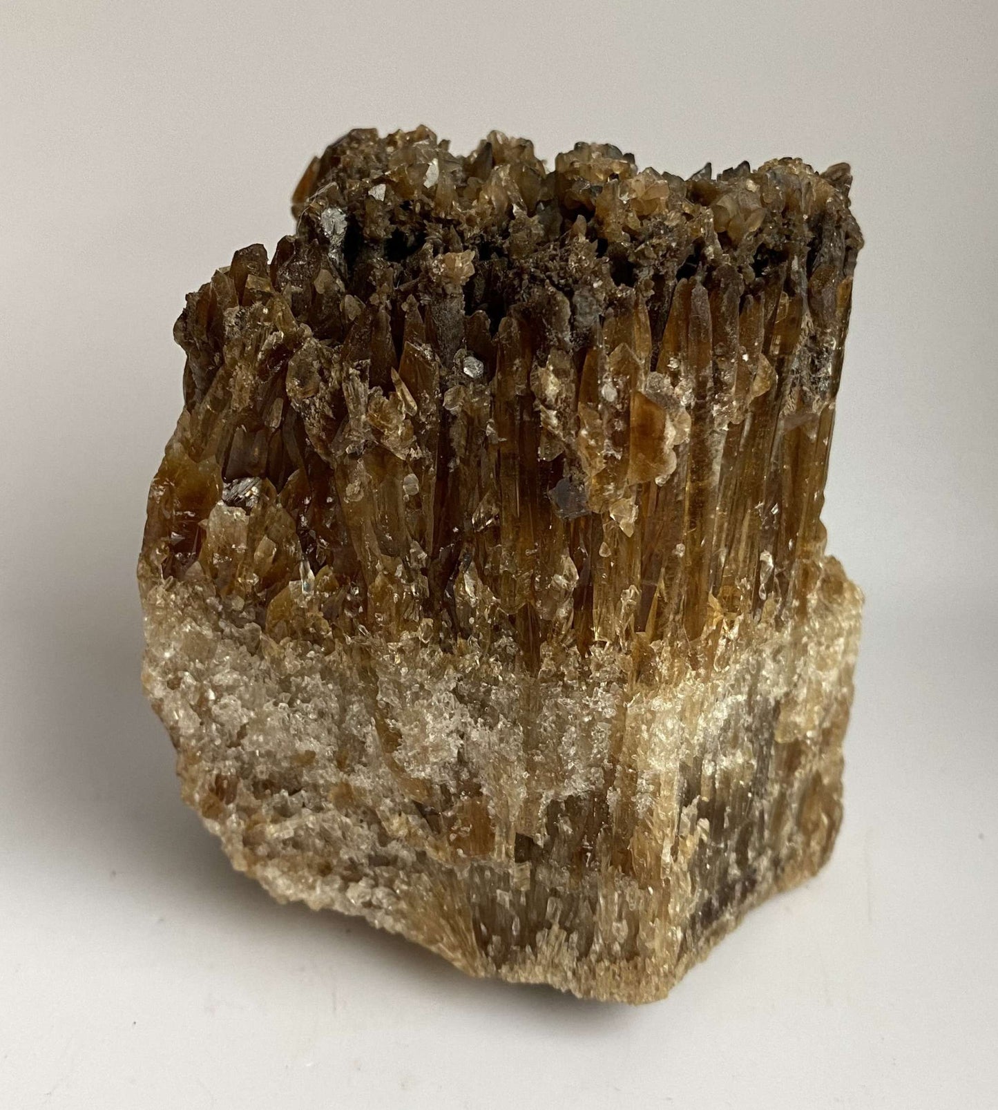 Specimen Calcit Ambra piatra semipretioasa naturala maro si transparenta