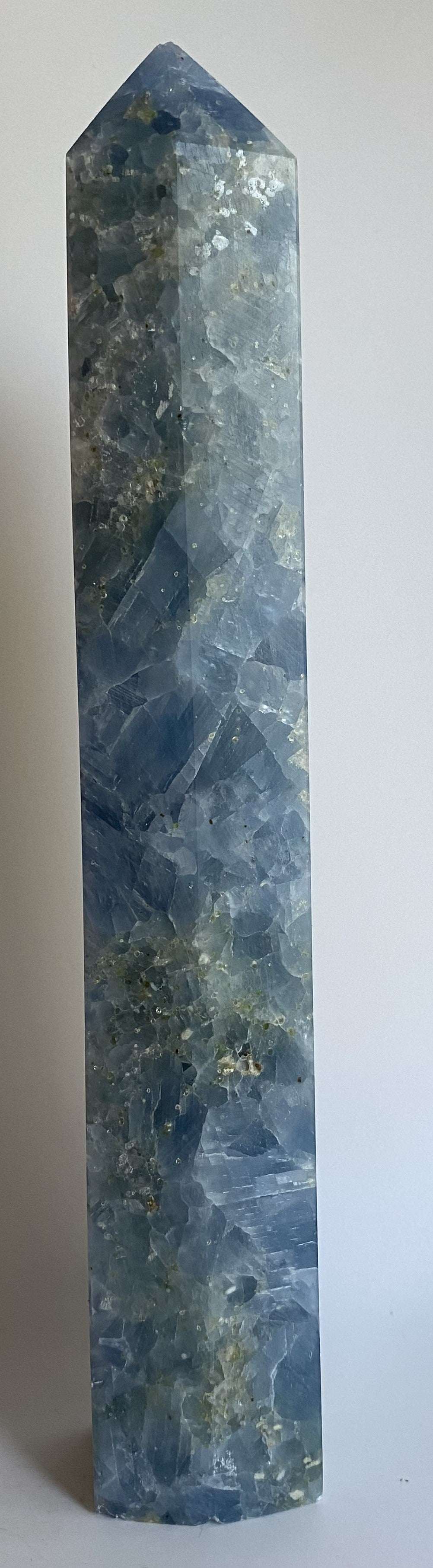 Calcit Albastru obelisk semipretious stone crystal tower