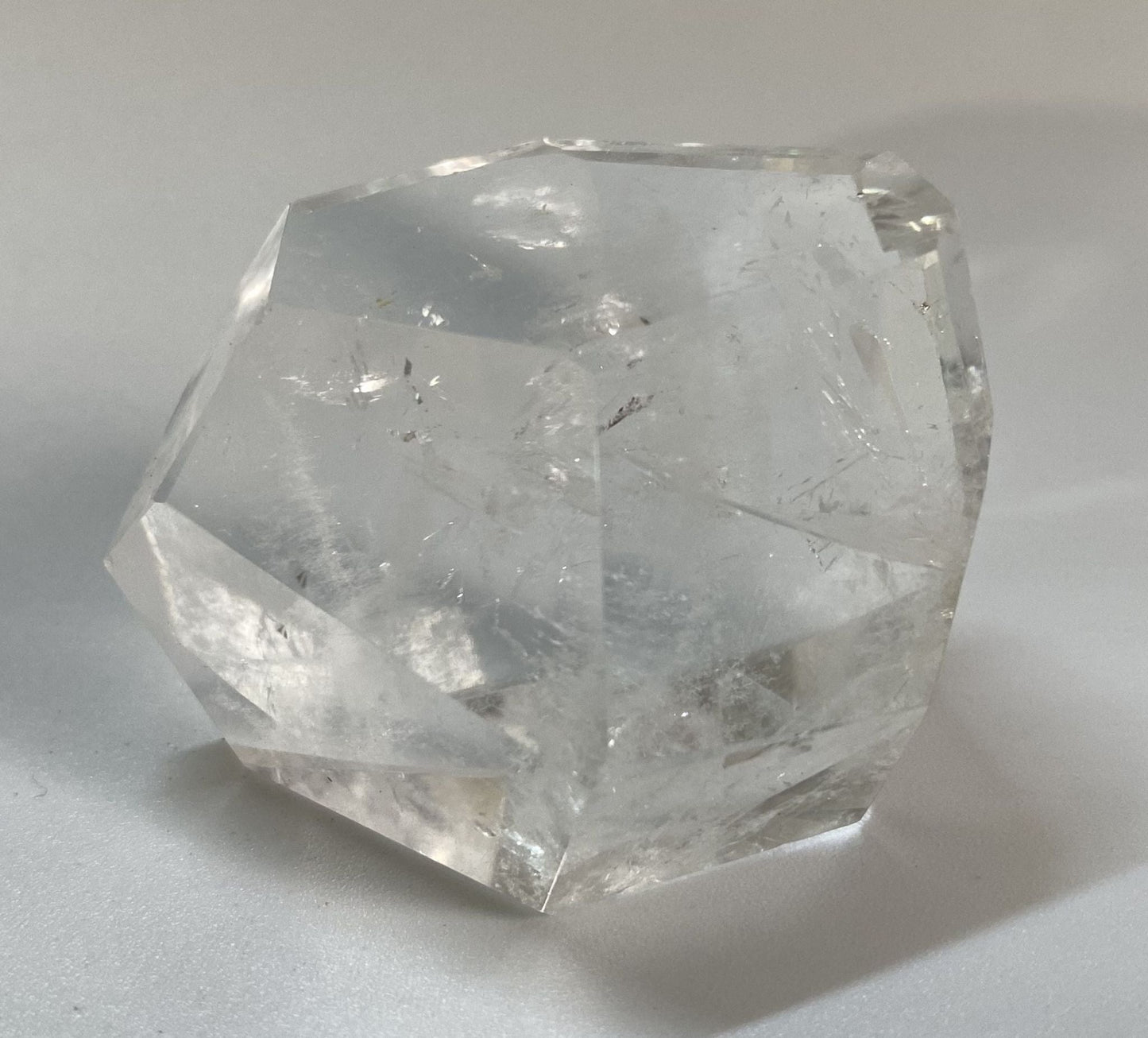 Cuart Transparent formă poligonală 5.2cm Cristal de stâncă