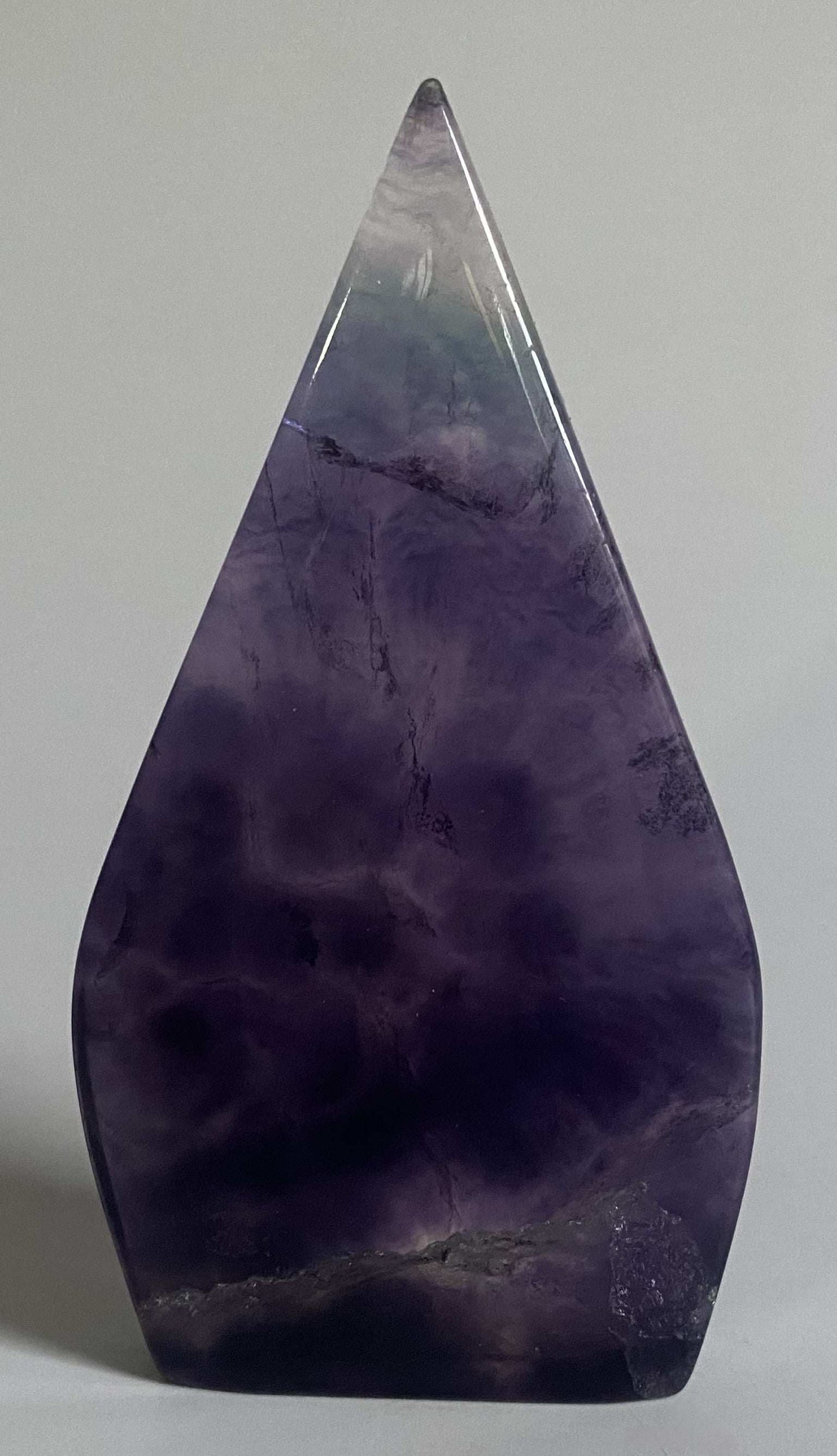 Sculptura din Fluorit Rainbow natural semipretios, 11.4 cm, in nuante curcubeu