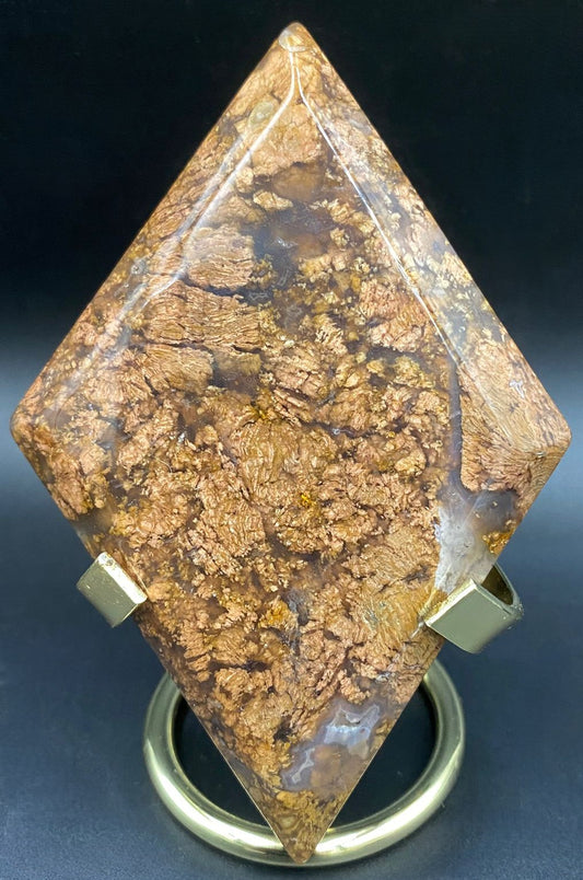 Romb din piatra semipretioasa de agat breciat pe suport metalic cu fundal negru