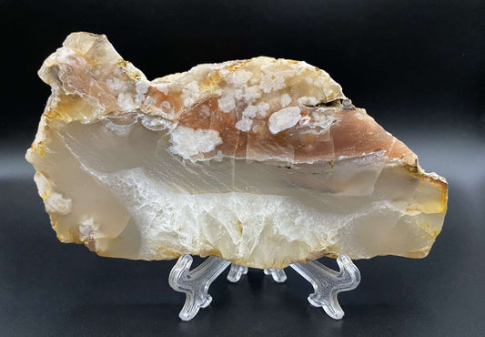 Agat Floare semi-precious stone slice on clear plastic stand