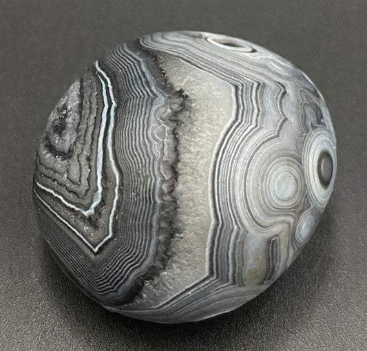 Specimen rotund de Agat Gobi natural 3.4cm piatră semiprețioasă