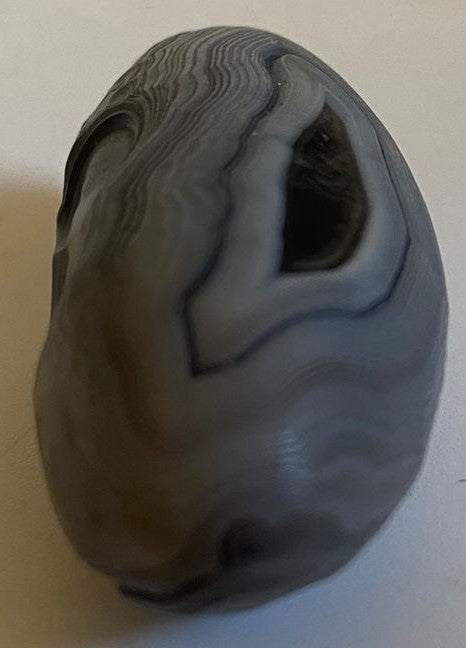 Specimen oval de Agat Gobi de 4.6 cm pentru colecție minerală