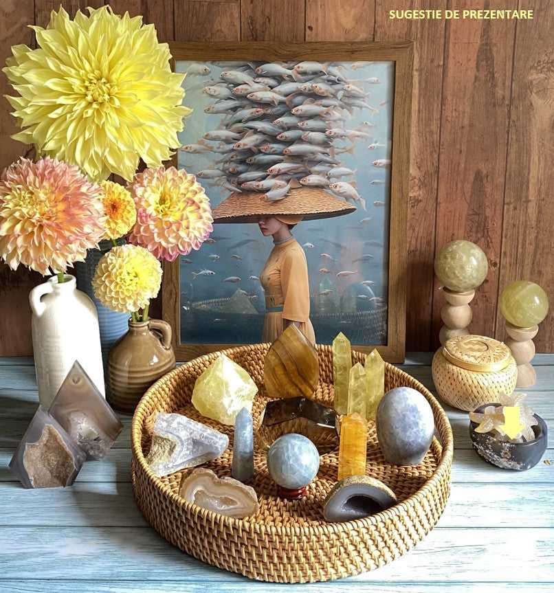 Decor cu bol din piatra semipretioasa de agat natural cu vaza cu dalii