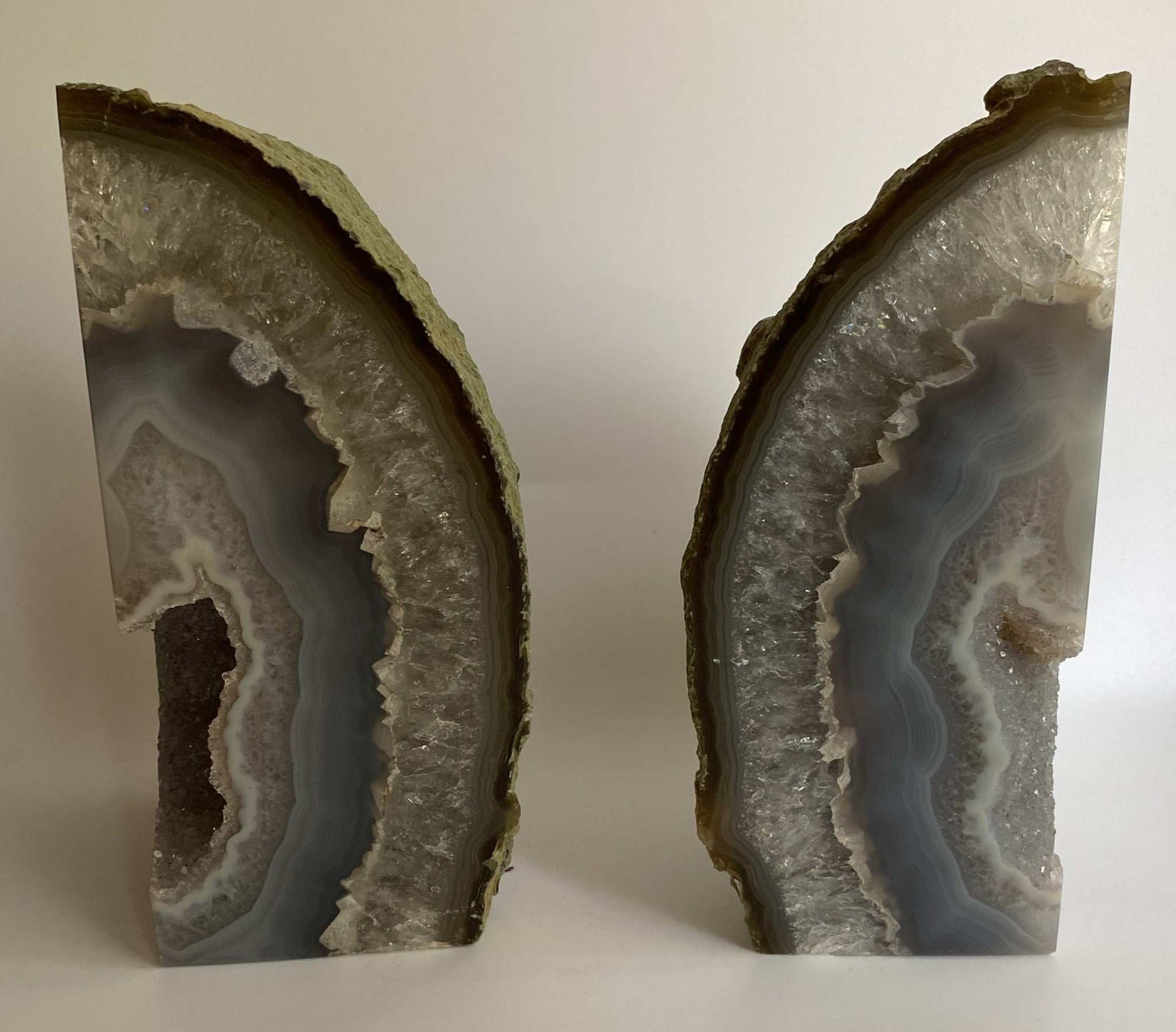 Set suporturi carti Agat Natural din geoda sectionata pe jumatate
