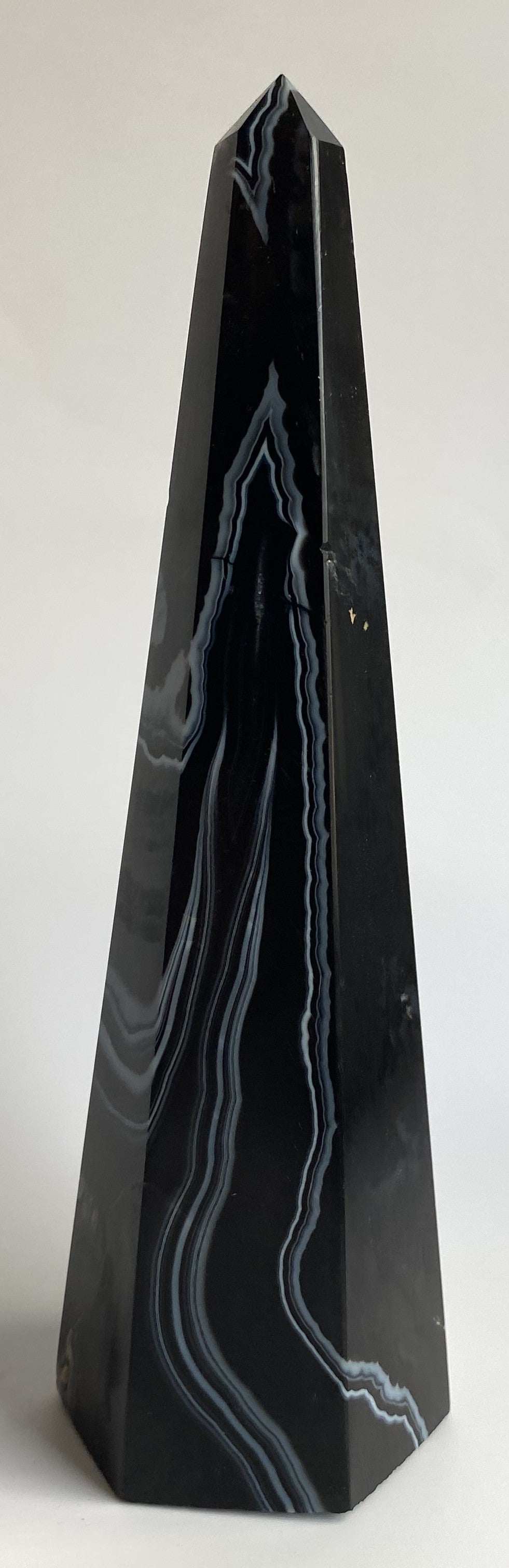 Obelisk piramidal din Agat Negru piatra semipretioasa