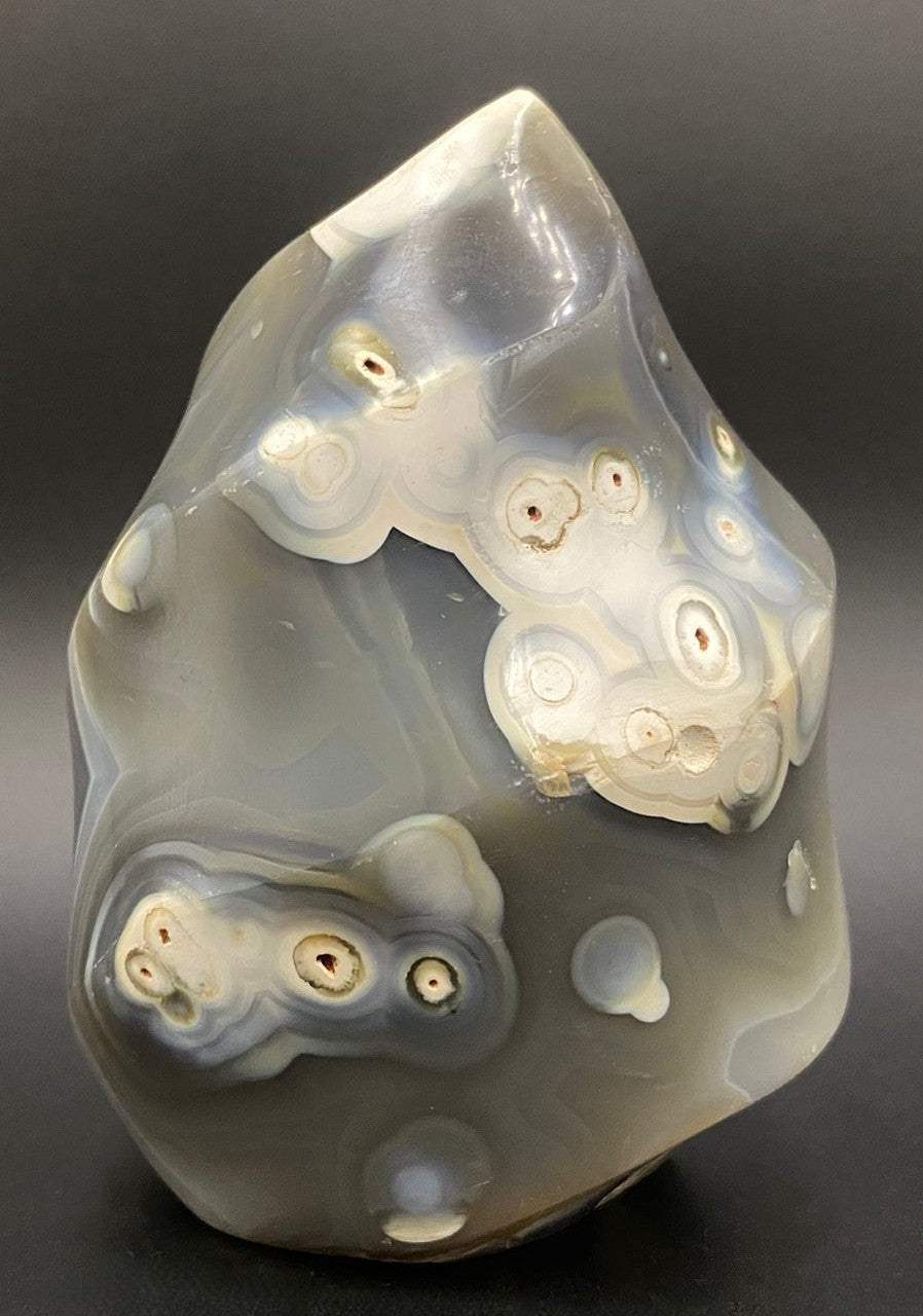 Sculptură din Agat Orca natural de 9.8cm, piatră semiprețioasă