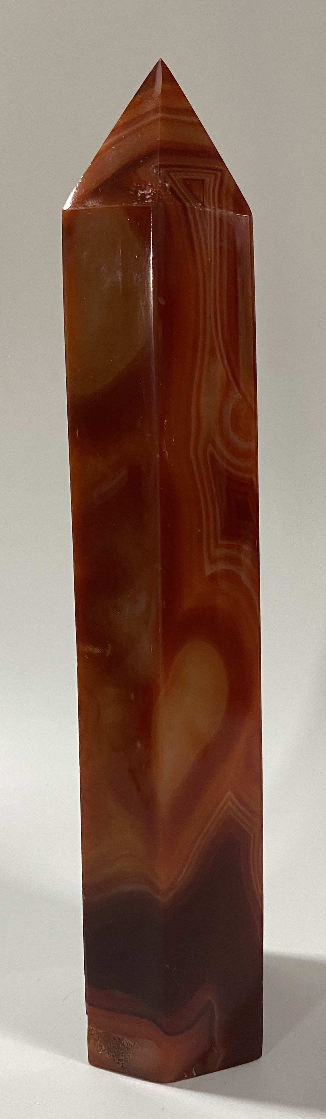 Agat Rosu obelisk semiprecious stone polished red agate gemstone tower