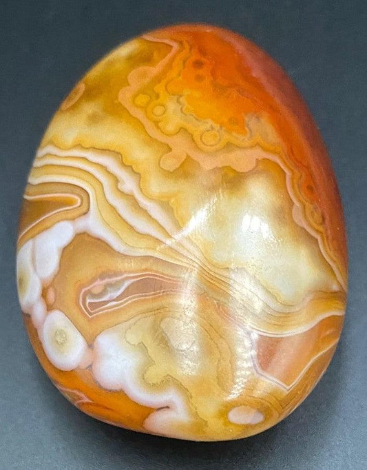 Agat Sardonyx piatră polisată decorativă 5.8cm