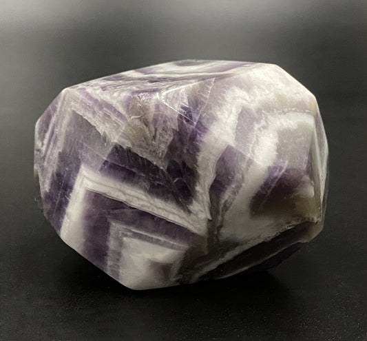 Ametist Dream (Chevron) - Forma poligonala piatra semipretioasa