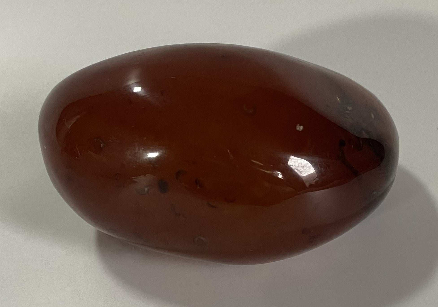 Carneol piatra polisata maro semipretioasa naturala neteda lucioasa