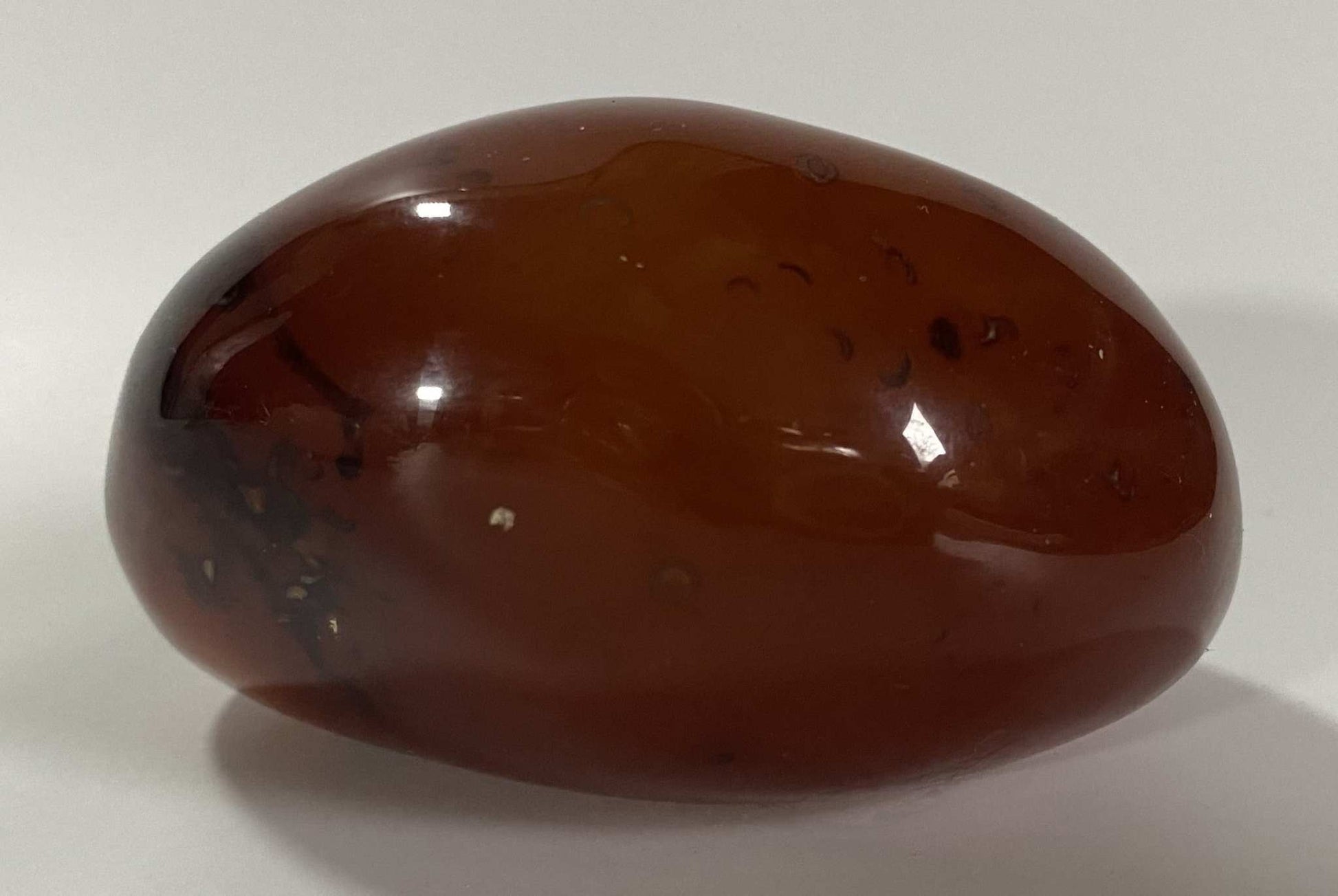 Carneol piatra polisata brun roscata semipretioasa naturala lucioasa