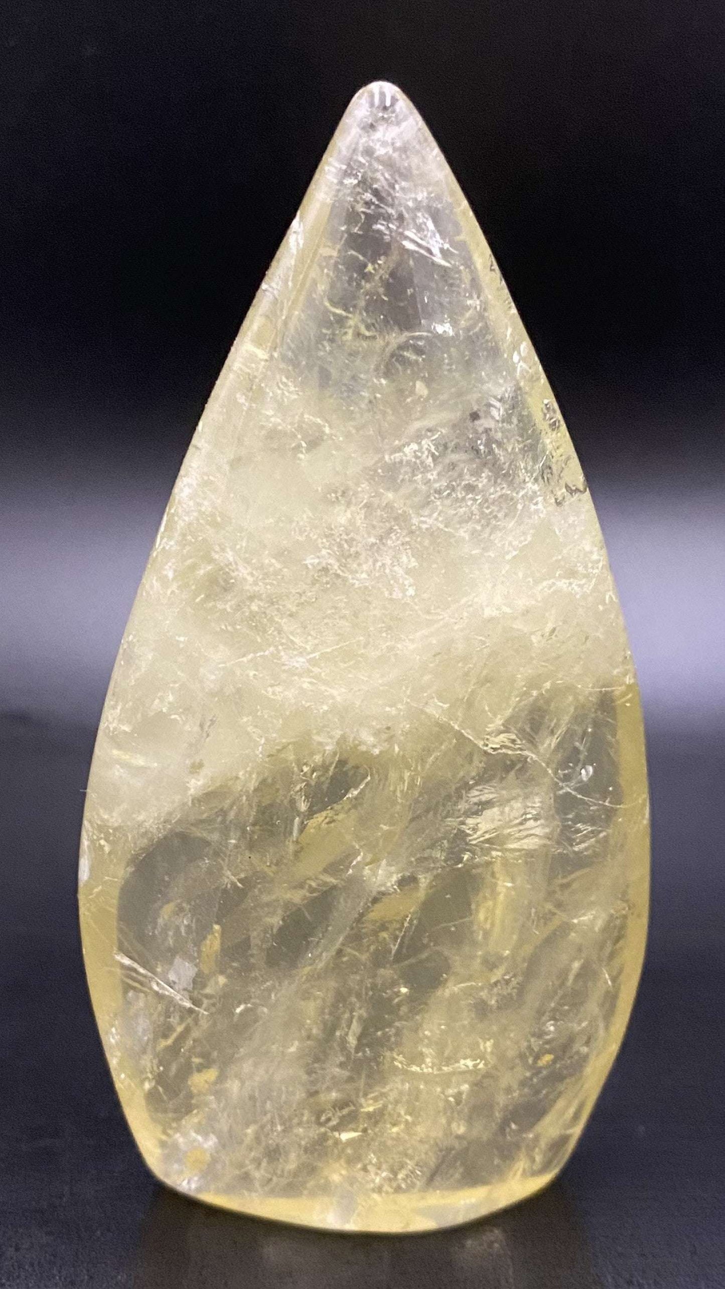 Sculptura din citrin natural de 11.3 cm, decorațiune piatră semiprețioasă