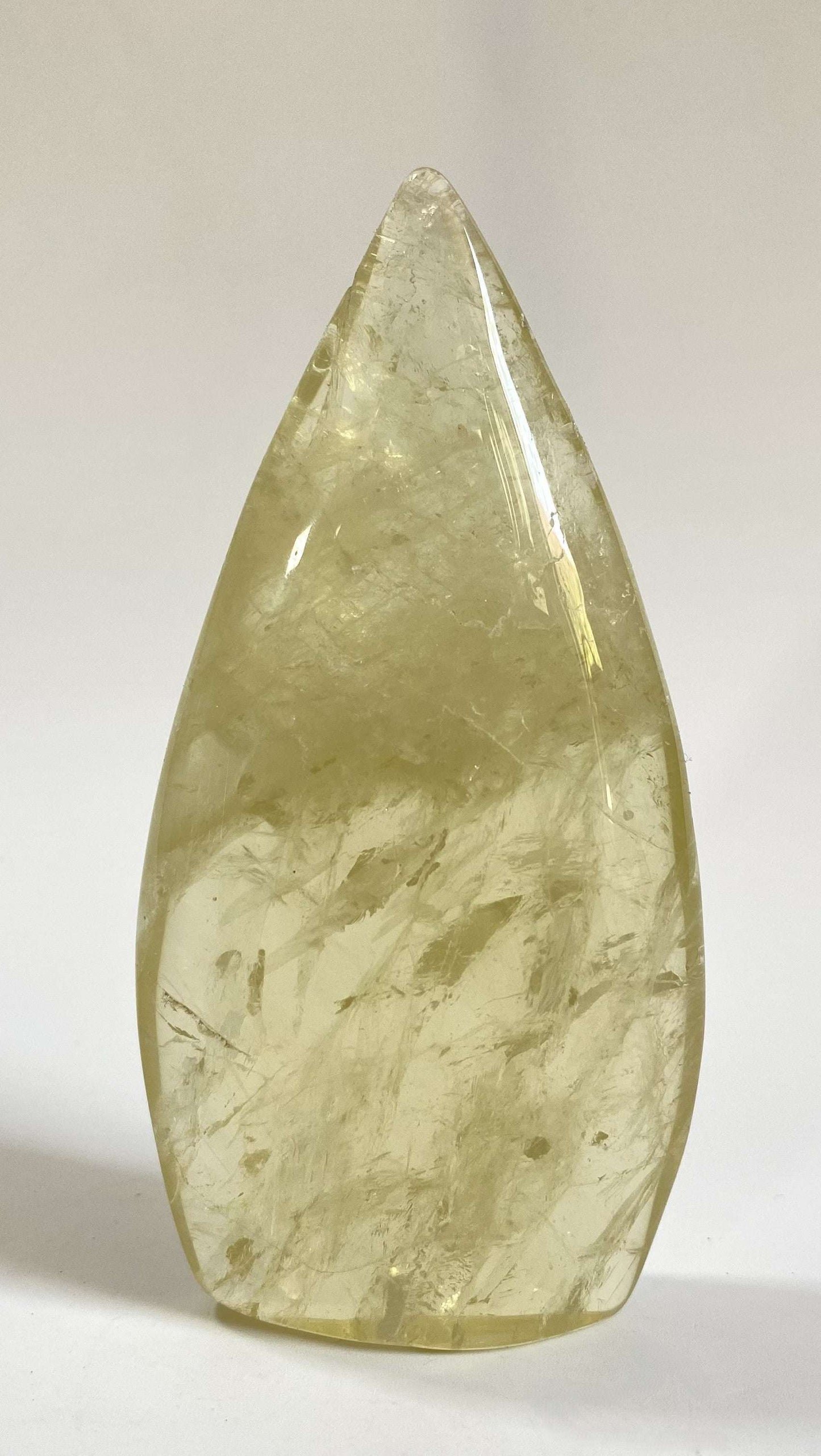 Sculptura din citrin semiprețios 11.3 cm pentru decorare interioară