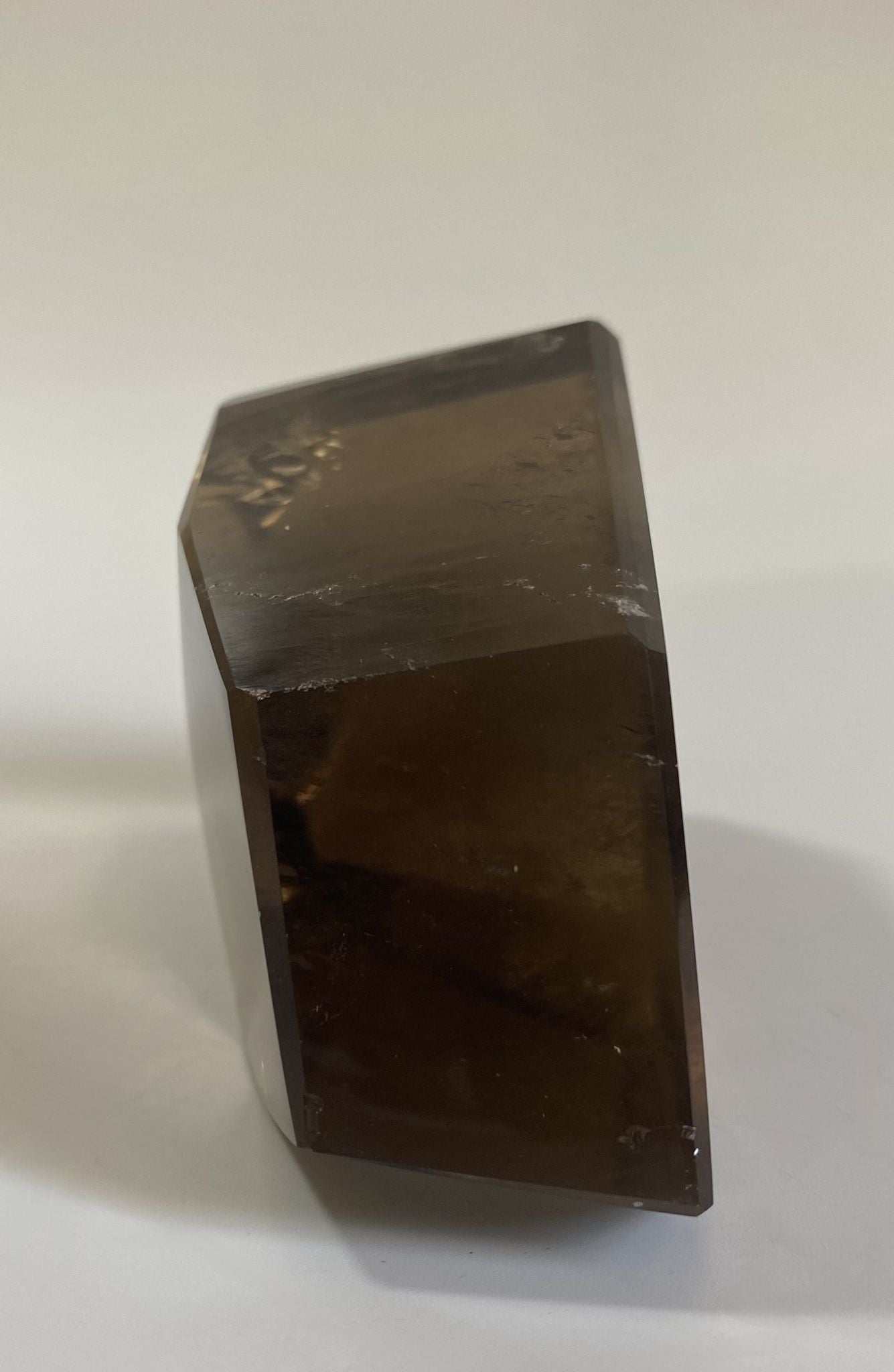 Cuart Fumuriu forma poligonala 9.8cm piatra semipretioasa naturala