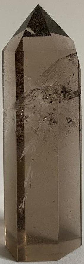 Obelisc de 8.7cm din cristal de cuart fumuriu pe fundal alb