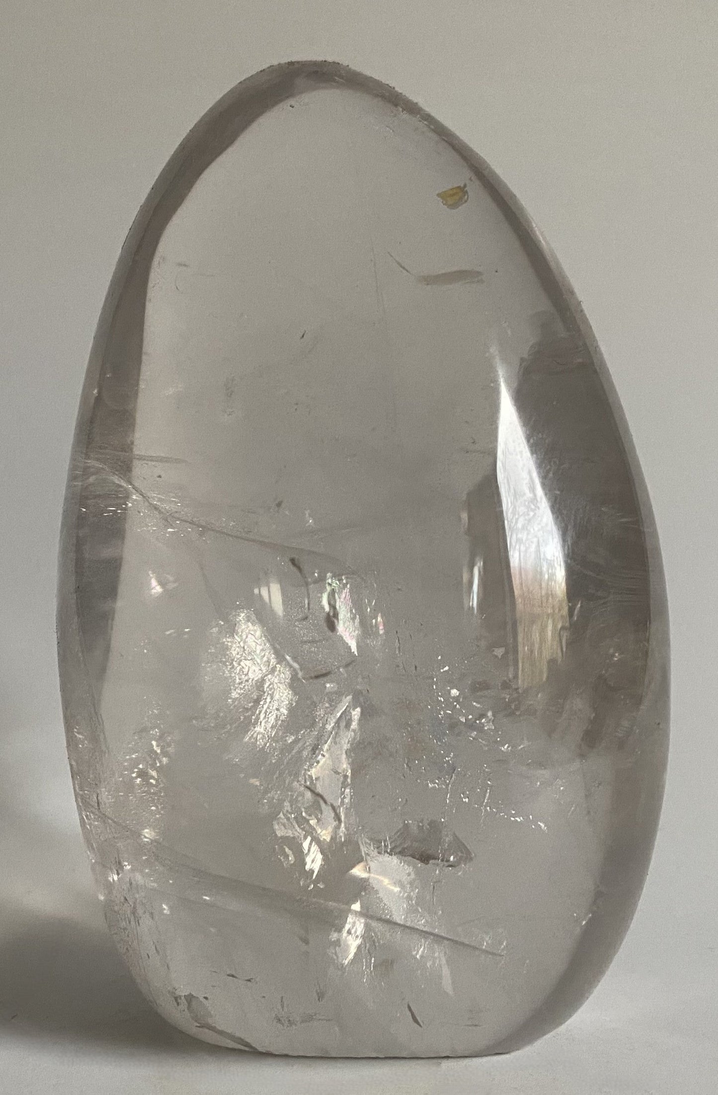 Sculptură din Cuart Transparent de 11.8 cm, piatră semiprețioasă cristalină clară