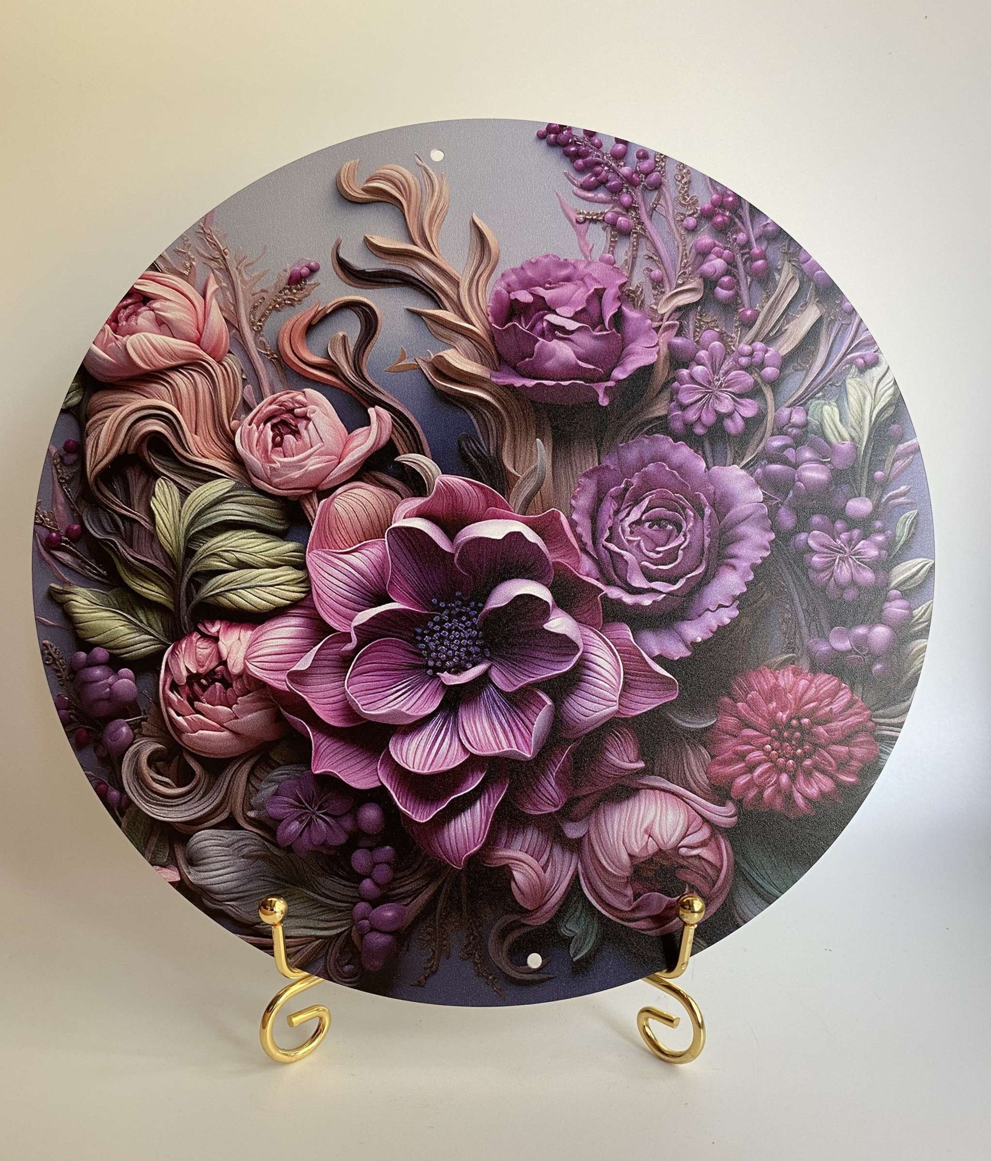 Decoratiune din metal aluminiu imprimat cu design floral mov pe suport metalic, decoratiune 2D rezistenta la UV si apa