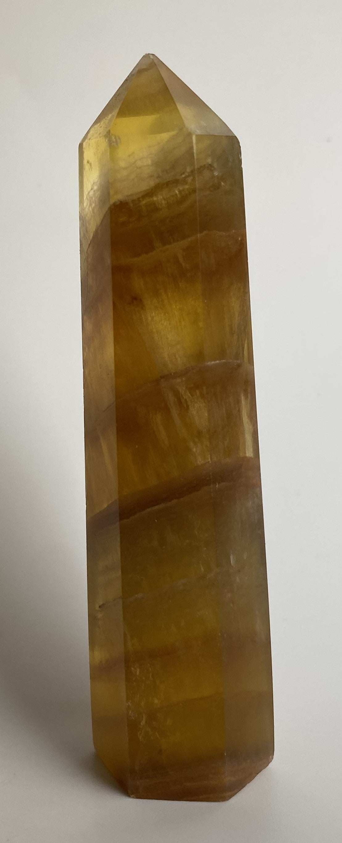 obelisc din fluorit galben natural 10.2 cm, piatra semipretioasa translucida
