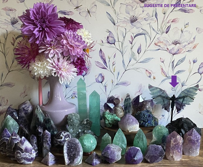 Inger Fluorit Rainbow urias, decor piatra semipretioasa cu suport metalic si flori decorative