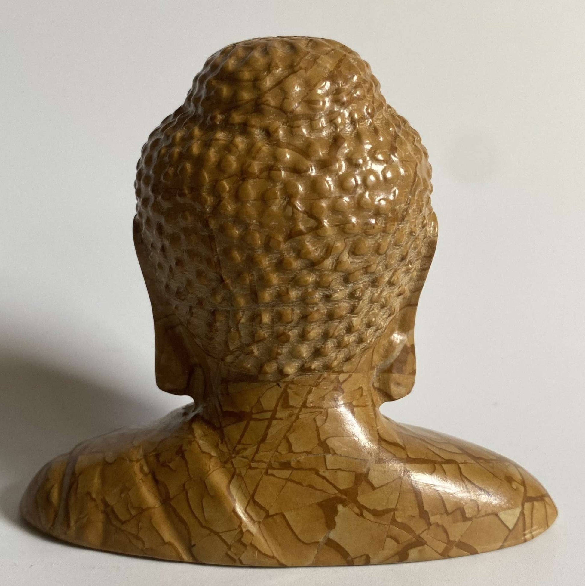 Sculptura Buddha din Jasp Peisaj Woodgrain, vedere spate, detalii textură naturală