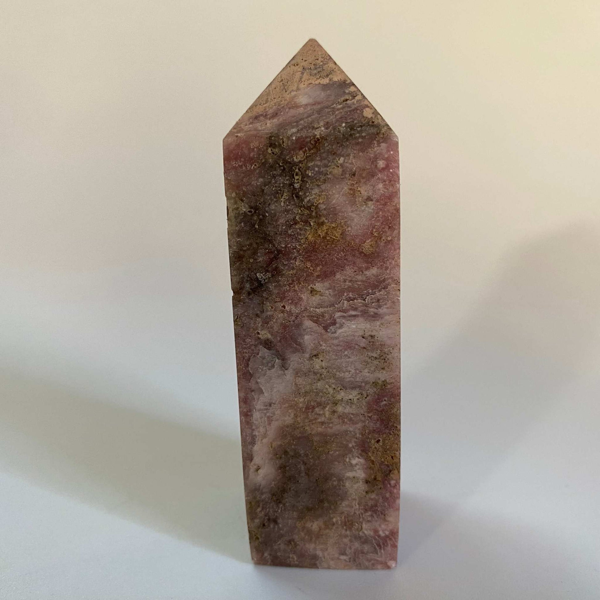 obelisc 8.4cm din muscovit roz piatra semipretioasa naturala