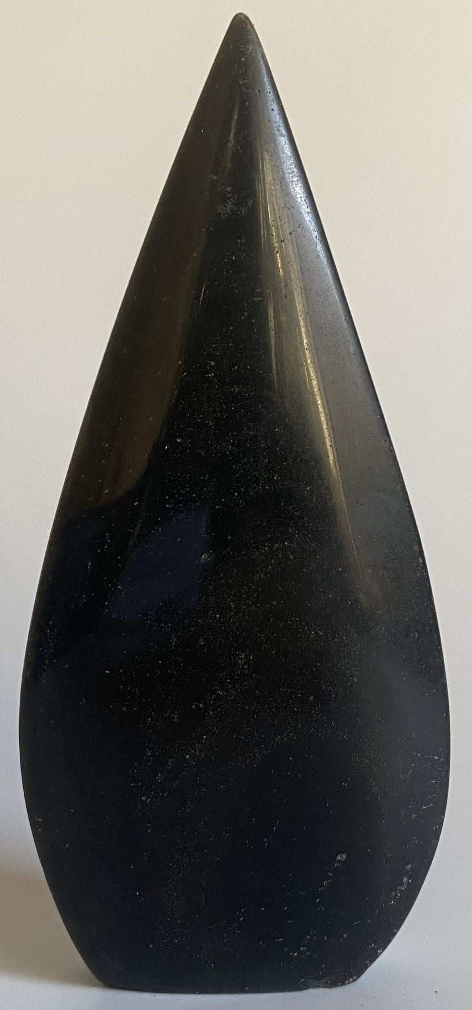 Sculptură din Obsidian Auriu de 13.7cm din pietre semiprețioase naturale