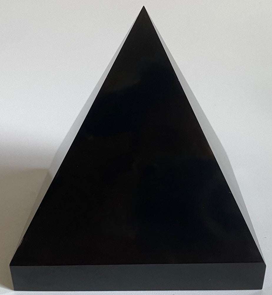 Piramidă din obsidian natural de 9.2 cm, piatră semiprețioasă