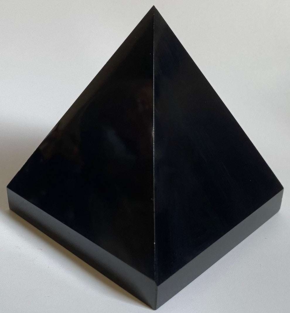 Piramidă din obsidian natural de 9.2cm, piatră semiprețioasă