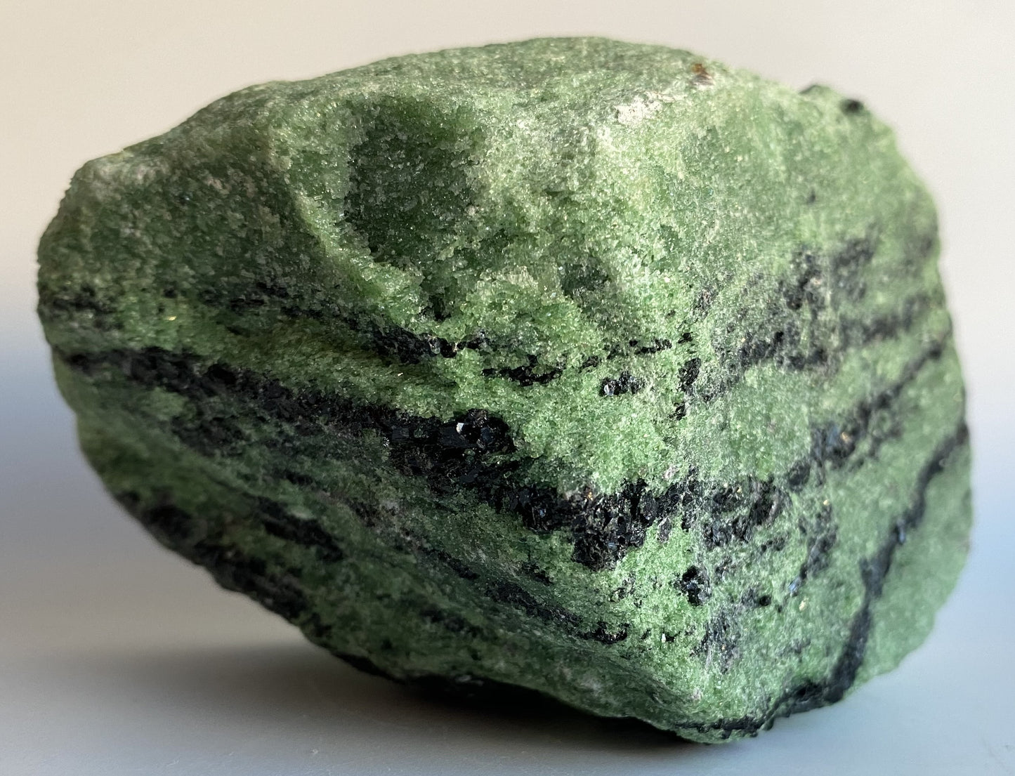Pargasit in Zoisit - Specimen piatra bruta