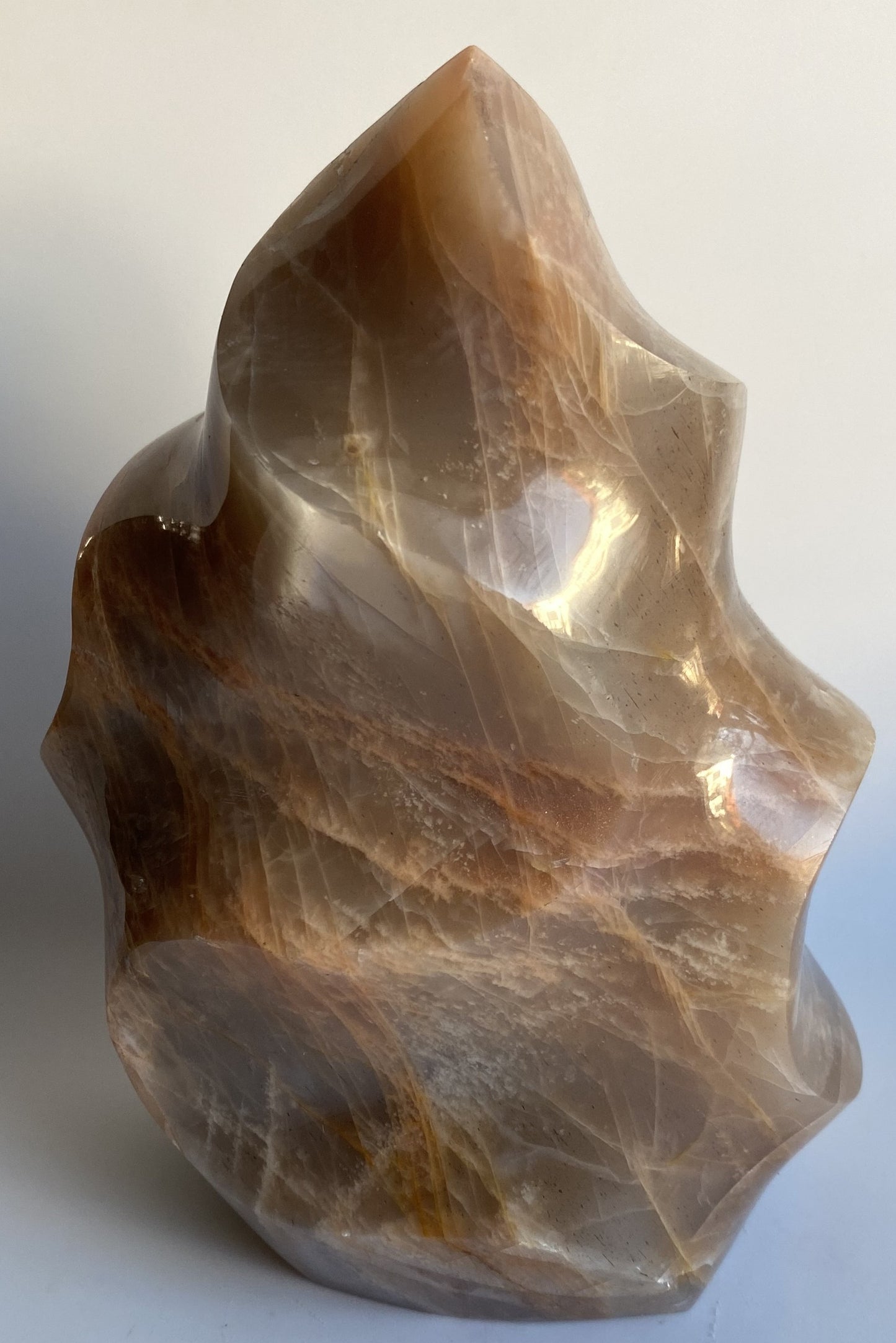 Piatra Lunii Piersica - Sculptura piatra semipretioasa