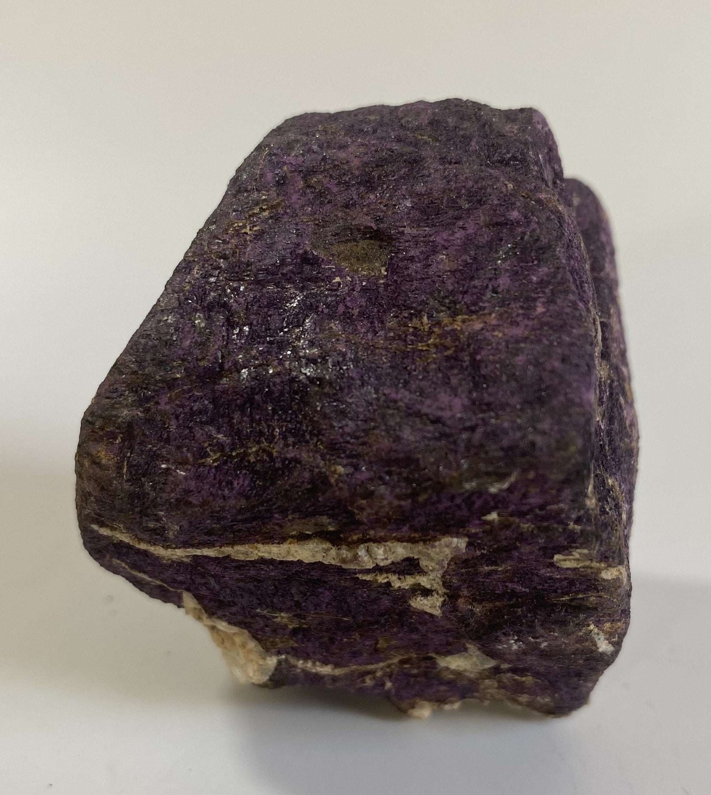 Specimen piatra bruta purpurit purple raw stone mineral sample