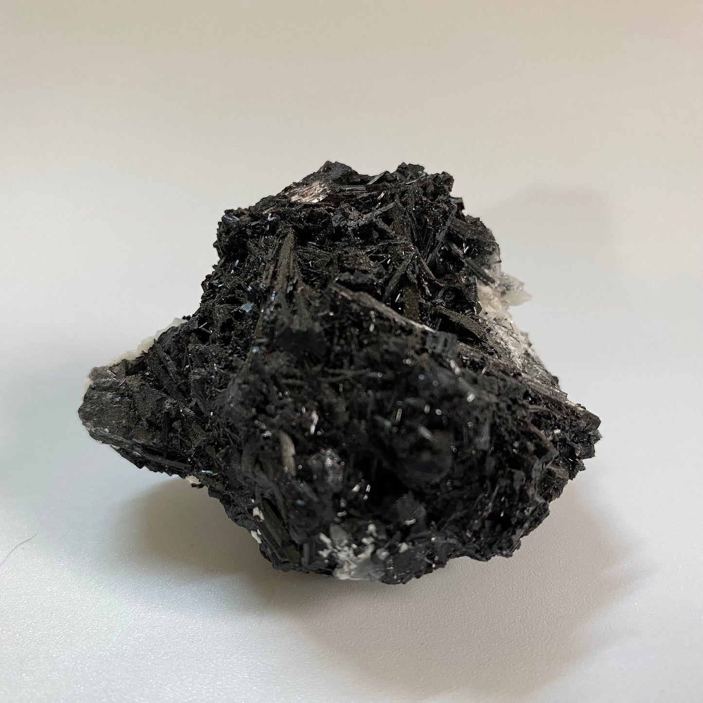 Turmalina Neagra Cristalizata - Specimen piatra semipretioasa