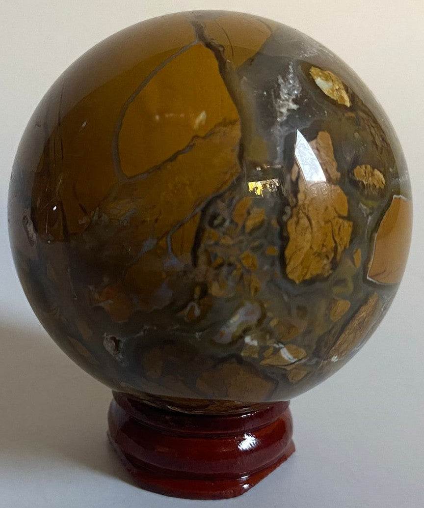 Sfera din Agat Indonezia 5.9cm pe suport de lemn, piatră semiprețioasă naturală